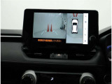 パノラミックビューモニター装備!トップビュー&フロントビュー・車両に取り付けたフロント、サイド、バックカメラの映像を合成して画面上に表示させることで、低速時の運転を補助する装置です。