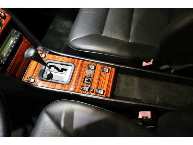 メルセデス・ベンツ ミディアムクラスワゴン 300TE の中古車詳細