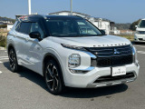 アウトランダー PHEV 2.4 P 4WD 