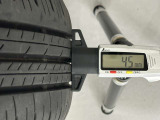 夏タイヤの残り溝は4.5mmです。スリップラインからは3.1mmとなっております。