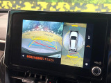 【パノラミックビューモニター】専用のカメラにより、上から見下ろしたような視点で360度クルマの周囲を確認することができます☆死角部分も確認しやすく、狭い場所での切り返しや駐車もスムーズに行えます。
