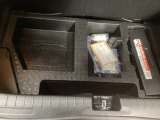 お客様に安全で快適なカーライフをお送りいただくために、中古車にも高いレベルの品質基準を設け、その基準に従って、全ての中古車について納車前整備を実施しています。