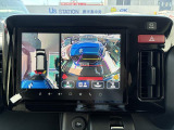 全方位カメラ装備♪車を真上から見下ろしたような状態で確認でき、駐車時に役立ちます☆