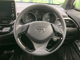 ステアリングも使用感が少なく、きれいな状態となっております♪