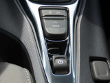 BUBU柏店はGM(ゼネラルモータース)の工場を併設いたしております。車検や一般的な整備をはじめとして、メーカー保証やリコールにも対応しております。より高い安心をお届けいたします。
