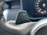 ステアリングパドルシフトはハンドルから手を離すことなくシフトチェンジを意のままに。より直感的なドライブをお楽しみいただけます。