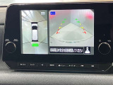 【アラウンドビューモニター】車を上から見下ろしているかのような映像で周囲の状況がひと目で確認、狭い駐車場に駐車するときも安心です♪