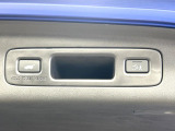 【パワーバックドア】スマートキーや運転席のボタンを押すだけでリアゲートが自動で開閉します!荷物を持っている時や、高い位置にあるバックドアを閉める際に便利な機能です♪