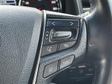 【レーントレーシングアシスト(LTA)】レーダークルーズコントロール使用時に、車線の中央を走るように支援したりお知らせしたりして、車線逸脱を防ぎます!機能には限界があるためご注意ください。