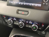より快適にドライブを過ごして頂ける様に簡単に調整ができるオートエアコンを装備しております!ワンタッチですのでどなたでも簡単に操作できます!室内はこれでいつでも快適に保たれます。