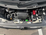 メンテナンスも行き届き、エンジンルームも綺麗な状態を保っています。