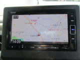 純正メモリーナビ付き!!旅行など初めての場所で重宝します♪大人気の装備!
