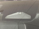 【トヨタセーフティセンス】走行中に前方の車両等を認識し、衝突しそうな時は警報とブレーキで衝突回避と被害軽減をアシスト。より安全にドライブをお楽しみいただけます。