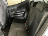 リヤシートもゆったり座れます。