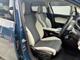 室内は大変綺麗に扱われており、タバコも吸われていない為、車両以外の臭いは感じられません。禁煙車両をご希望の方はこちらのお車をお奨め致します。
