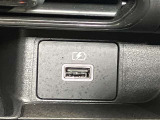 【USB電源ソケット】バッテリーが少なくなっても大丈夫!携帯やゲーム機などUSBにつないで車内で充電ができます!