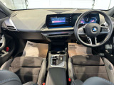 ABS:急ブレーキの車輪ロックを防止。車の安定性と操縦性を確保!