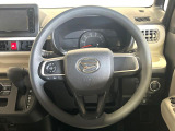 ステアリングも使用感が少なく、きれいな状態となっております♪