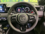 【純正革巻きステアリング】上質な革を使用することで、手にしっかり馴染みとても運転しやすいハンドルです♪