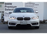 BMWの代名詞の【キドニーグリル】グリルが腎臓のように見えるので【キドニー】と呼ばれるようになりました。一目見ただけでBMWであると認識できる確固たるアイコンとして存在感を放ちます。
