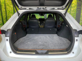 普段のお買い物や通勤、送迎等に十分な荷室スペースを確保しております。セカンドシートを倒すと、大きな荷物の積載も可能です♪
