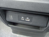 運転席にUSBポートがあり、便利ですね!