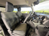 運転席シート廻りは使用感も少なく、良好な状態となっています。丁寧に使われていたことがよくわかりますね。