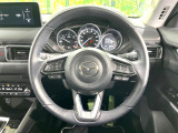 【純正革巻きステアリング】上質な革を使用することで、手にしっかり馴染みとても運転しやすいハンドルです♪