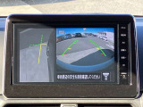 死角になりやすい左側のみを映し出すことも可能です