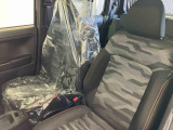 フロントシートです。ゆったり運転ができます。長距離ドライブもラクラク♪♪