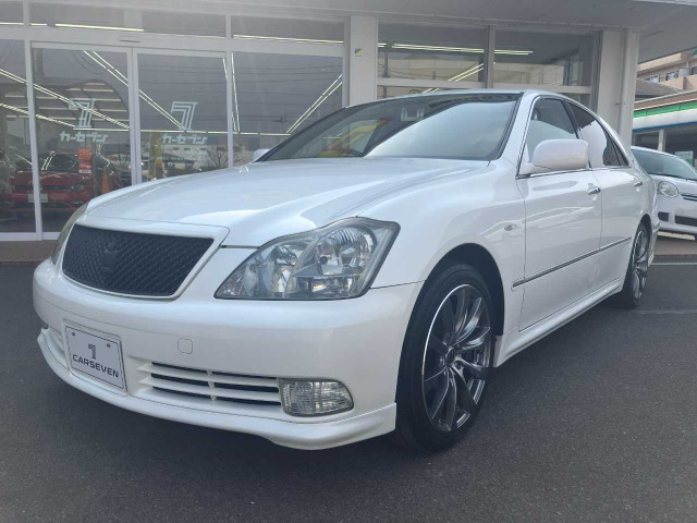 クラウンアスリート  