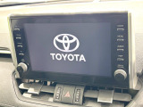 【純正9型ナビ】人気の純正ナビを装備。オーディオ機能も充実しており、Bluetooth接続すればお持ちのスマホやMP3プレイヤーの音楽を再生可能!毎日の運転がさらに楽しくなります!!