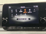 【メーカーナビ】9インチの大画面モニターを搭載し、Apple CarPlayへのワイヤレス接続やAndroid Autoにも対応。