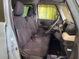 運転席シート廻りは使用感も少なく、良好な状態となっています。丁寧に使われていたことがよくわかりますね。