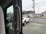 視界の良さなど、いつでも安心して運転できるようにドライバーをサポートします。