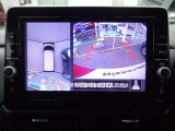 アラウンドビューモニターも付いているので、車庫入れもスムーズにできます。