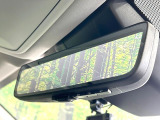 【デジタルインナーミラー】後席の大きな荷物や同乗者で後方が確認しづらい時でも安心!カメラが撮影した車両後方の映像をルームミラー内に表示。クリアな視界で状況の確認が可能です!