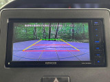 【バックカメラ】駐車時に後方がリアルタイム映像で確認できます。大型商業施設や立体駐車場での駐車時や、夜間のバック時に大活躍!運転スキルに関わらず、今や必須となった装備のひとつです!