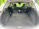 後席を格納すると、これだけの広さが!シーンに合わせたシートアレンジで、大きな荷物も積むことが出来ます♪