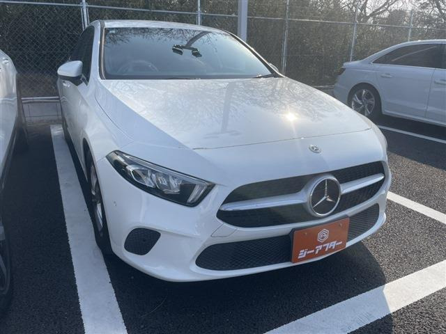 AクラスA200d禁煙車 黒ハーフ革シート 純正ナビ