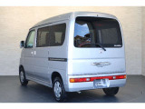 当社の優秀なスタッフがしっかり点検整備をさせていただいてからご納車いたします!さらに!エンジンオイル、エレメント・ミッションオイル・ワイパーゴムを新品交換になります!これで安心して乗って頂けます!