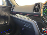 ◆LIBERALAは、輸入車選びの新たなスタイルを提案するインポート・セレクト・ブランドです。オーナー様となる方がクルマから直接感じる感性を第一にした、最良の一台との出会いをコーディネートいたします。