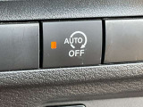 アイドリングストップ機能付きです。信号待ちなどの停車時に、エンジンを自動的にストップさせることでガソリン消費をセーブします。