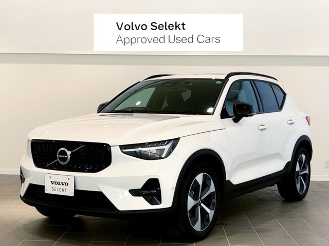 XC40 ウルトラ B4 AWD ダークエディション 4WD