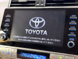 【メーカー純正ナビ】インテリアに溶け込むスタイリッシュな「専用設計」メーカーナビを装備♪視認性や操作性など基本性能にも優れ、より上質なカーライフをお楽しみいただけます。