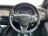【純正革巻きステアリング】上質な革を使用することで、手にしっかり馴染みとても運転しやすいハンドルです♪