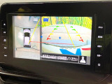 【アラウンドビューモニター】専用のカメラにより、上から見下ろしたような視点で360度クルマの周囲を確認することができます☆死角部分も確認しやすく、狭い場所での切り返しや駐車もスムーズに行えます。