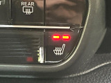 【シートヒーター】寒い日に重宝するシートヒーター!エアコンより早く温まってくれるので寒がりの人も安心ですね♪エアコンの温風は乾燥するから苦手、という方にもをおすすめです。