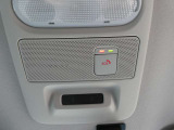 SOSコール 走行中の緊急時(病気や事故、あおり運転など)にボタンひとつでオペレーターに接続!救急や警察への連絡をサポートいたします。※使用にはお申し込みが必要です、詳しくはスタッフまで