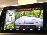 【パノラミックビューモニター】専用のカメラにより、上から見下ろしたような視点で360度クルマの周囲を確認することができます☆死角部分も確認しやすく、狭い場所での切り返しや駐車もスムーズに行えます。